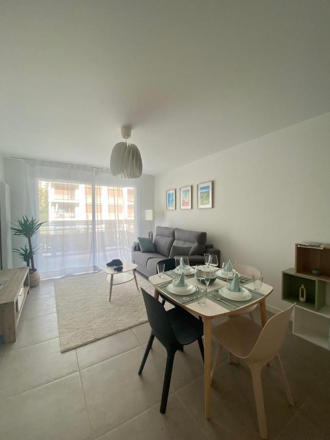 Cedre Rouge Grand Geneve Apartment Сен-Жулиен-ан-Женевуа Екстериор снимка